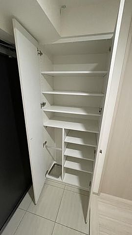 収納