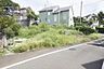外観：198坪の広々とした土地です。