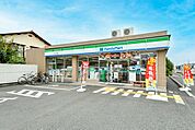 ファミリーマート 所沢久米東店 619m