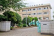 所沢市立東中学校 徒歩30分。 2330m