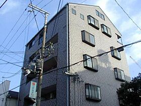 フレシャーチク関大前  ｜ 大阪府吹田市千里山東１丁目7番36号（賃貸マンション1K・3階・18.40㎡） その1