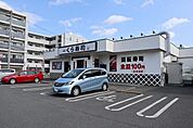 飲食店「くら寿司まで220m」