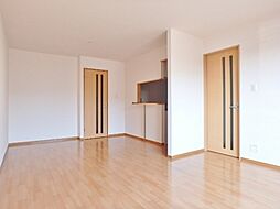 リースランドIP A 1階3LDKのリビング/ダイニング