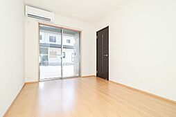 メゾン・ラフィネ II 1階2LDKのリビング/ダイニング