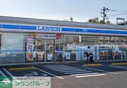 ローソン桶川下日出谷南店 徒歩7分。 530m