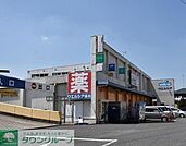 ウエルシア岩槻西町店 徒歩3分。 180m