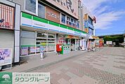 ファミリーマート 161m