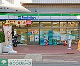 ファミリーマート上尾仲町店 徒歩7分。 530m