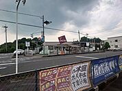 DCM 上尾北店 徒歩14分。 1060m