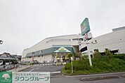 マルエツ東門前店 徒歩5分。スーパー 400m