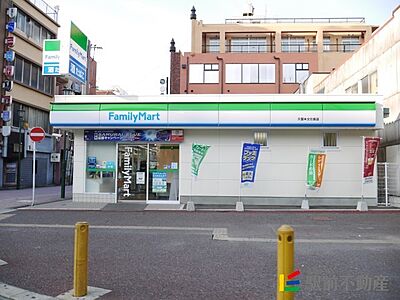 周辺：ファミリーマート久留米文化街店 