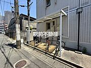 自転車置場と自販機