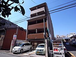 Ｗｅｓｔｙ　Ｋａｒａｓｕｍａ　（ウエスティ烏丸）
