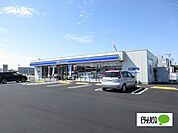 コンビニ「ローソン鳴門競艇場前店まで608m」