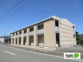 レオパレスアウローラ鳴門 102 ｜ 徳島県鳴門市撫養町北浜字宮の西137（賃貸アパート1R・1階・31.05㎡） その1