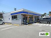 コンビニ「ローソン鳴門木津野店まで777m」