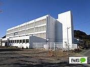 中学校「鳴門市立第二中学校まで727m」