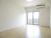 洋室9.5帖