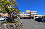 大野城市立御笠の森小学校（784m）