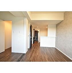 CRESCENT COURT 3階1LDKのリビング/ダイニング