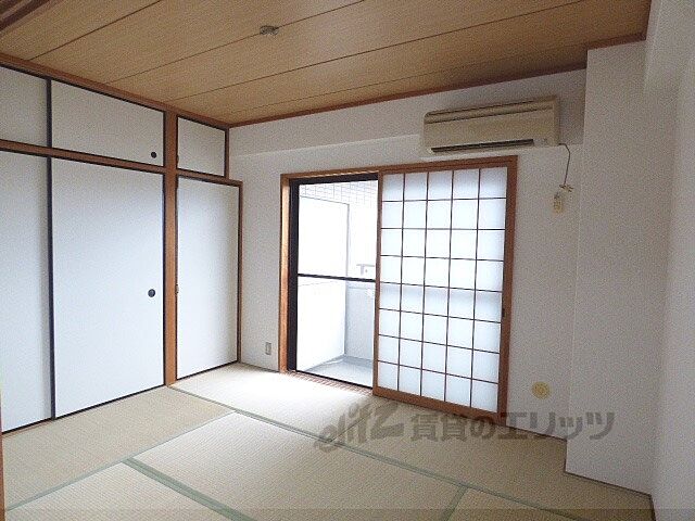 寝室