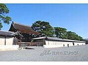 京都御所まで1500メートル