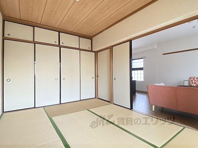 寝室