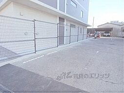 5 / 8