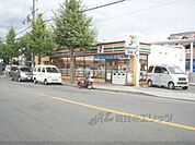 セブンイレブン　京都西大手筋店まで300メートル