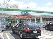 ファミリーマート　伏見中書島店まで200メートル