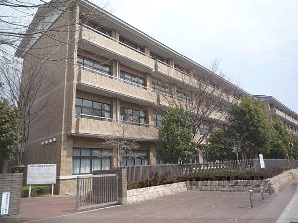 画像11:嵯峨野高等学校まで250メートル