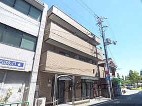 京都府京都市西京区桂野里町（賃貸マンション1K・3階・22.94㎡） その1