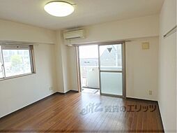 グリーンコート 4階1Kのリビング/ダイニング