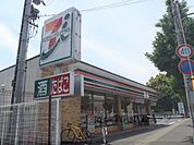 セブンイレブン　京都上久世店まで350メートル