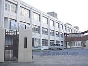 洛南中学校まで2470メートル