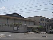 山科中学校まで1400メートル