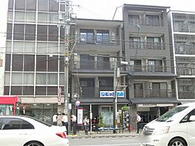 パークサイド梅小路 106 ｜ 京都府京都市下京区七条通大宮西入花畑町（賃貸マンション1K・1階・25.60㎡） その1