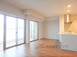 パラドール四条山ノ内ウエストシティ 507 6階3LDKのリビング/ダイニング