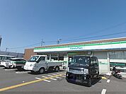 ファミリーマート　吉祥院東砂ノ町店まで350メートル