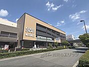 京都生協コープ　二条店まで400メートル