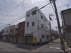 京都府京都市右京区西京極前田町（賃貸アパート1R・3階・32.80㎡） その1