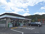 ファミリーマート　松尾大社前店まで850メートル