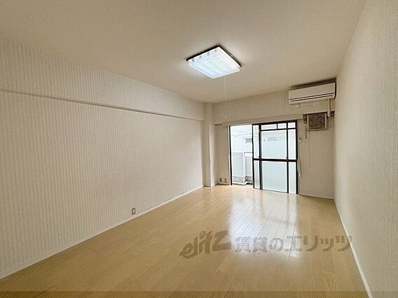 コータス角三_内装_3