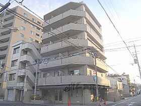 京都府京都市上京区日暮通丸太町上る西入る西院町（賃貸マンション1DK・3階・36.42㎡） その1