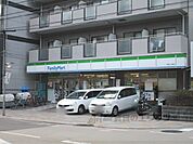 ファミリーマート　寺町二条店まで220メートル