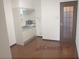 京福電気鉄道北野線 宇多野駅 徒歩12分の賃貸マンション 3階1DKのリビング/ダイニング