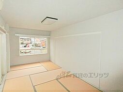 ウタノマンション 205 2階1Kのリビング/ダイニング