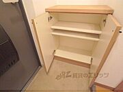 靴もたっぷり入ります。