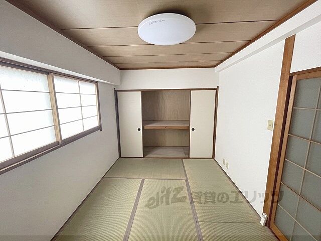 寝室