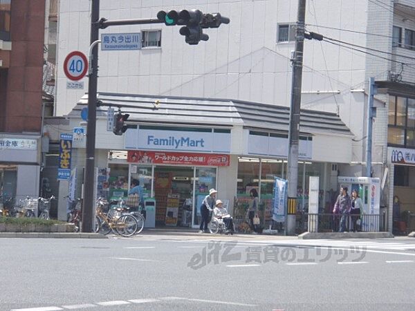 画像24:ファミリーマート　烏丸今出川店まで600メートル